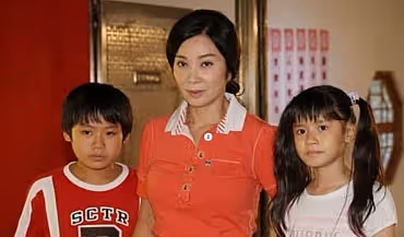 靠實力再翻紅!《夜市人生》許來發「12年後驚艷開嗓」遭笑虧:被演戲耽誤 「暖揭陳美鳳不斷聯關心」忘年交情曝光