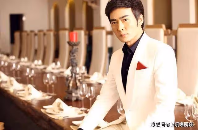 焦恩俊含淚披露:離婚後人財兩失,與女兒七年未見患重度抑鬱症