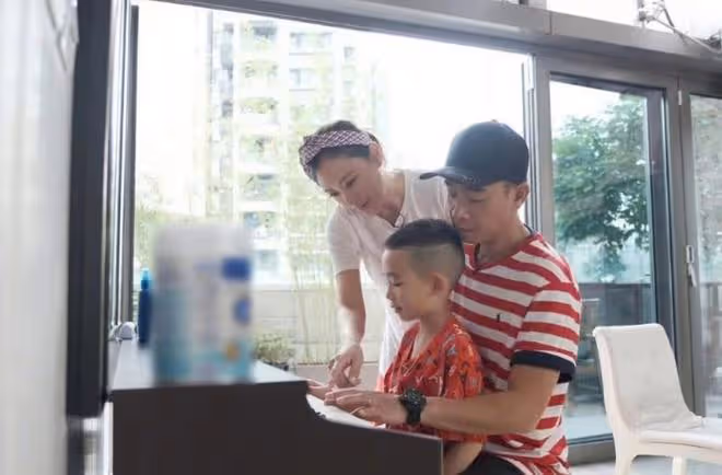 王祖藍賣香港千尺豪宅，持有6年狂賺千萬，曾言上億資產送老婆