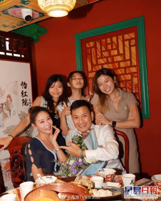 楊卓娜4歲喪父單親家庭長大!與燈箱大王拍拖12年未婚
