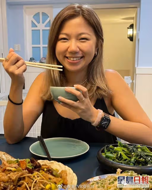 楊卓娜4歲喪父單親家庭長大!與燈箱大王拍拖12年未婚
