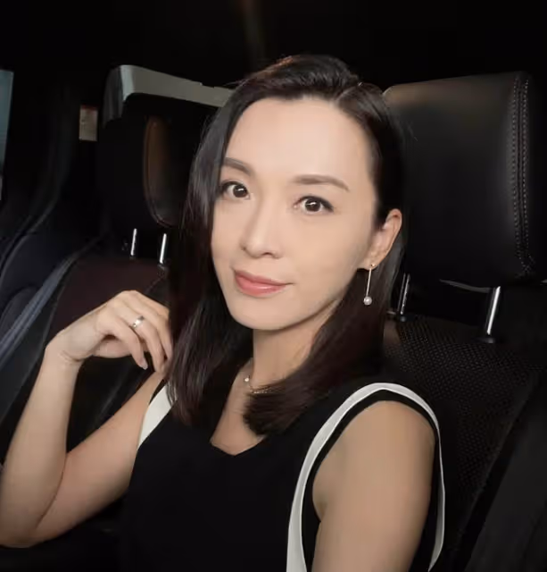 恭喜!49歲TVB知名女星下周一再度出嫁,不介意當兩個孩子的後媽