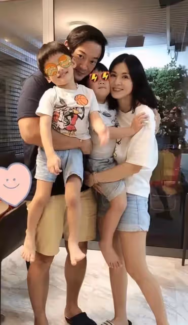 優雅!48歲前玉女派女神被偶遇打扮樸素風采依舊,為愛情選擇隱退