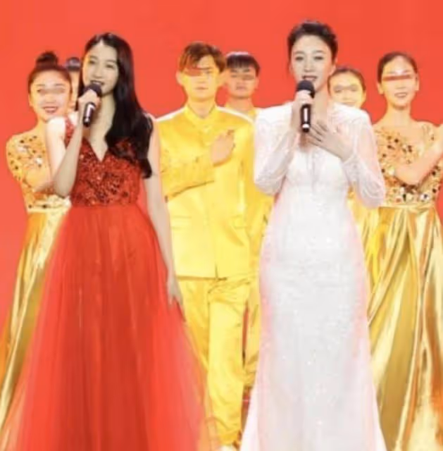 年輕藝人顏值難敵中年女星，同框即艷壓，年紀增長卻美貌不減？