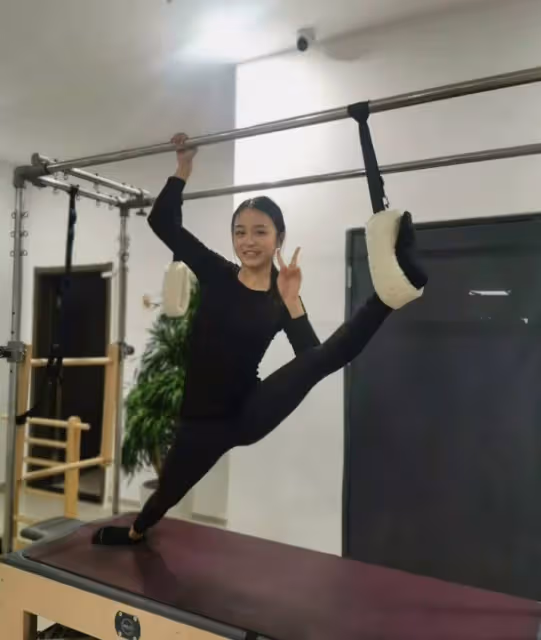 慶祝節日!朱易曬腹肌隔空PK谷愛凌,顏值+身材都在線的運動員