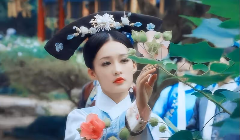 李沁《請君》告訴我們：有些人只能演配角，主角不發光就會陷入怪圈