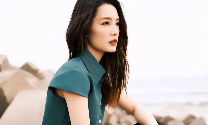 李沁《請君》告訴我們：有些人只能演配角，主角不發光就會陷入怪圈