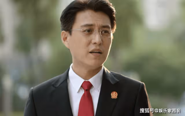 《底線》方遠在事業上面面俱到,他的婚姻,卻被一塊蛋糕撕得粉碎