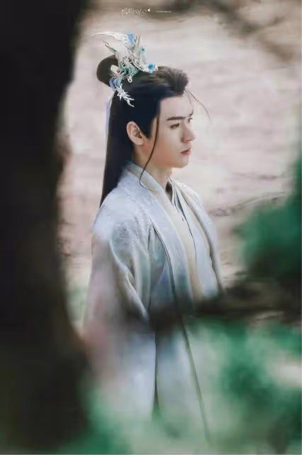 扎堆演狐狸？楊冪狐妖小紅娘，楊穎也來九尾狐，網友：我看像蛇精
