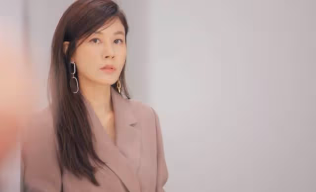 金荷娜近照似少女 寵物情人與張根碩CP感爆棚 富豪丈夫把她當公主