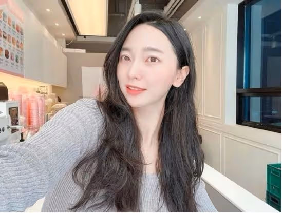 女星哭訴被家暴,丈夫曝其婚內「偷吃」,出軌對象為男方好兄弟