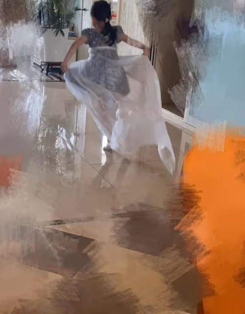 孫怡離婚後獨自為娃慶生,5歲女兒繼承媽媽長腿,穿萬元裙好奢侈