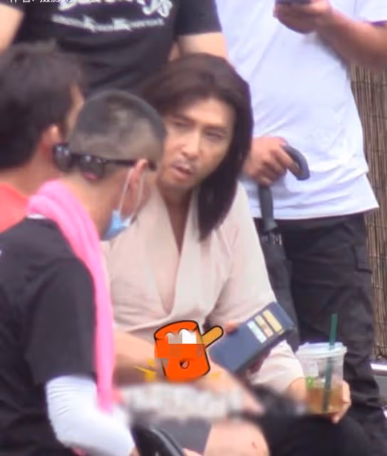 甄子丹版《天龍八部》引爭議,造型邋遢似乞丐,拍打戲前大口喘氣