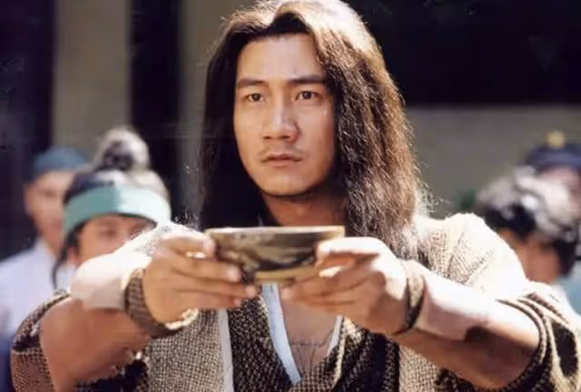 甄子丹版《天龍八部》引爭議,造型邋遢似乞丐,拍打戲前大口喘氣