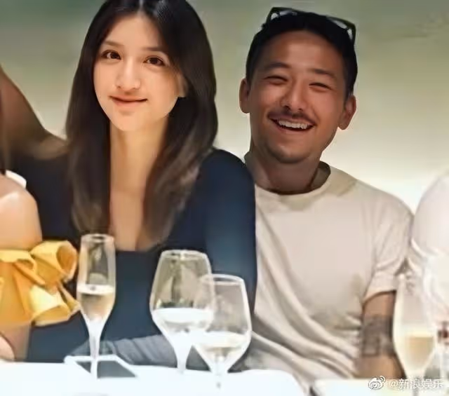恭喜!香港知名女星曬合照官宣戀情,與百億富三代男友已交往三年