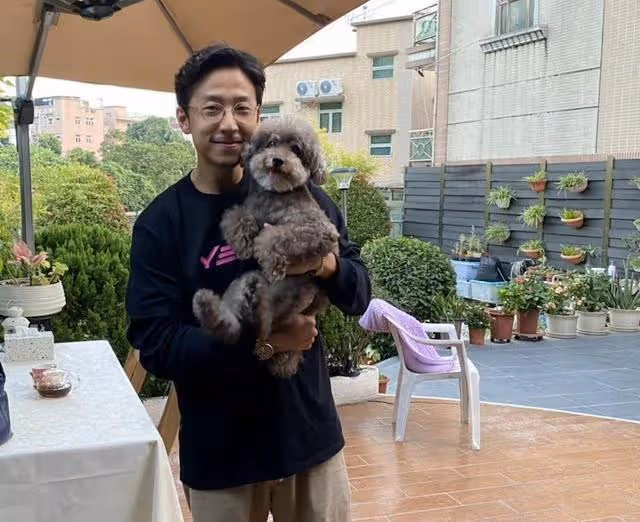 恭喜!香港知名女星曬合照官宣戀情,與百億富三代男友已交往三年