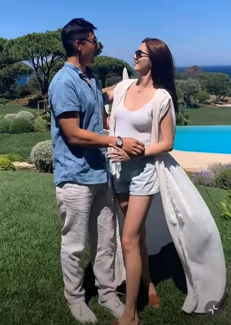 林峰前任罕曬富豪男友!遊艇上同外國美女熱舞,泳池跳水秀好身材