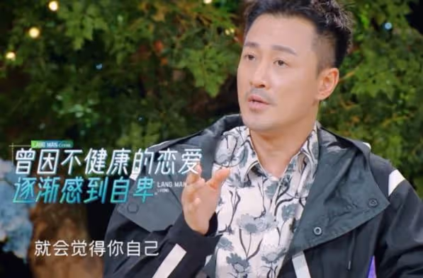 林峰前任罕曬富豪男友!遊艇上同外國美女熱舞,泳池跳水秀好身材