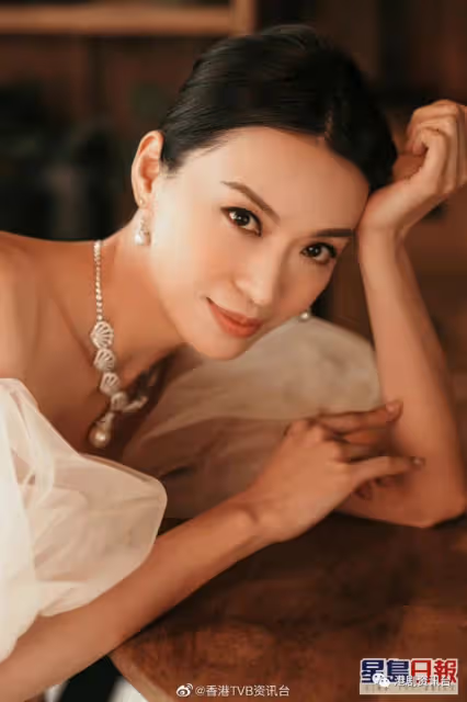 TVB花旦絕美婚紗照曝光!DeepV大露背極性感下周一嫁醫生男友