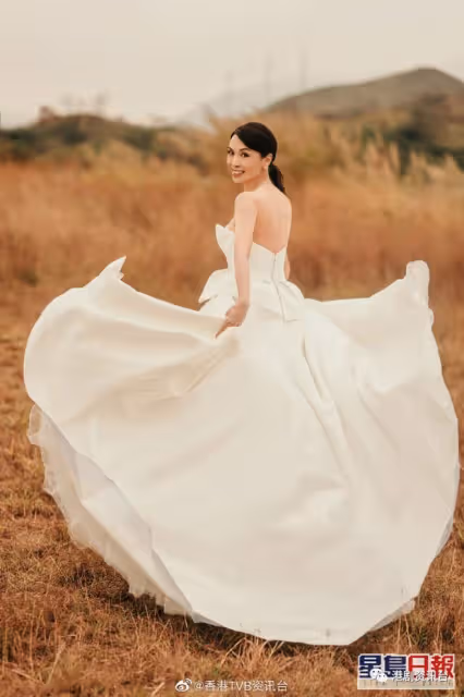 TVB花旦絕美婚紗照曝光!DeepV大露背極性感下周一嫁醫生男友
