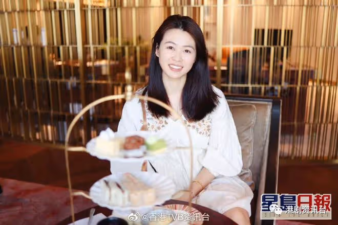 香港小姐2022|9號陳銘鳳系抖音紅人擁180萬粉絲,出個帖文收5萬