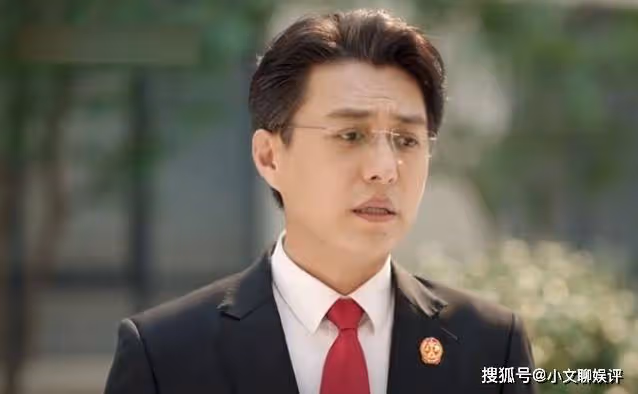 《底線》方遠被陷害離開法院,臨走一招降服徐天