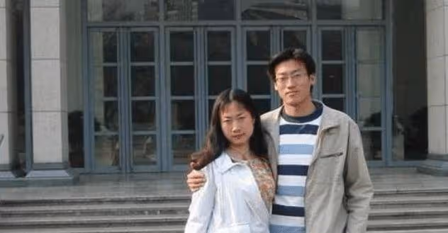 她是網紅鼻祖,未婚生子,被人罵精神有問題,如今成上億女總裁