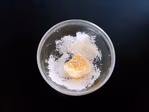 巨簡單的奶香南瓜糕，適合秋天吃的小零食，甜甜糯糯入口即化，小寶寶也能吃