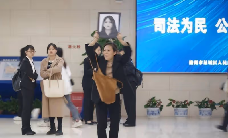 都是實力派演員+鮮肉,《底線》人氣《大考》無人問津,差距太大