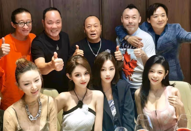 吳志雄哥哥的《監獄風雲》，在金盆洗手後，70歲比謝賢還帥