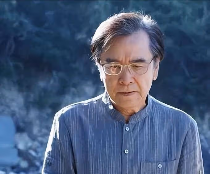 《大內群英》亞視版已經播出42年了，劇中演員之間的差距很大，有些人獲得了最