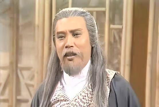 《大內群英》亞視版已經播出42年了,劇中演員之間的差距很大,有些人獲得了最