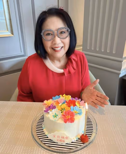 71歲TVB女星突發咳血!高燒39度渾身發冷,周潤發曾勸其爬山健體