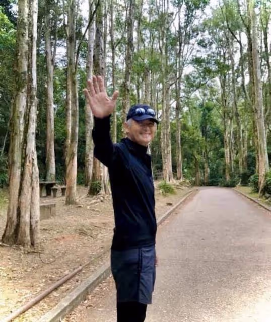 71歲TVB女星突發咳血!高燒39度渾身發冷,周潤發曾勸其爬山健體