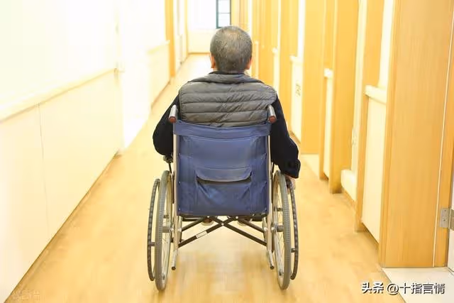 老丈人不願來家養老，卻提出了三個條件，女婿大怒：我辭職照顧您