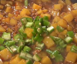 肉沫土豆