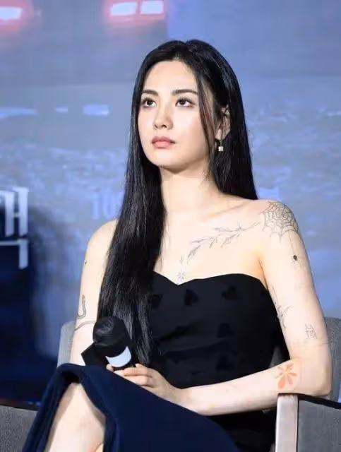 女演員全身上下布滿紋身?公司的立場是...