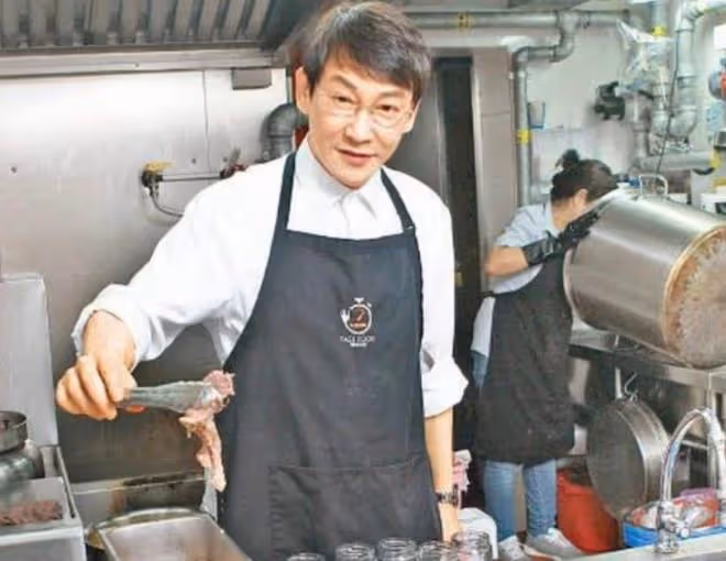 《大時代》丁蟹倆兒子聚會!陶大宇精神好,吳啟明消瘦疾病纏身