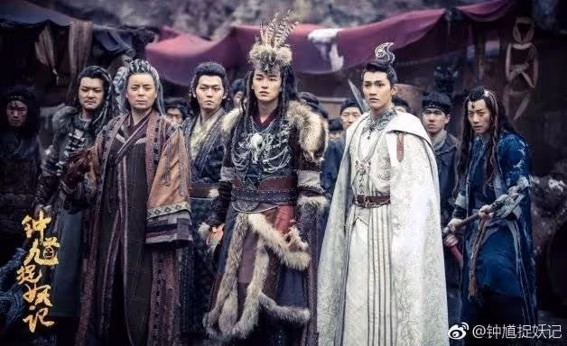 《千金丫鬟》軍閥二爺爆紅,代高政10部劇推薦必看!撞臉李俊昊和王嘉爾
