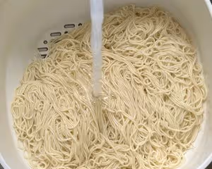 蔥油拌面
