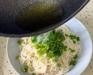 蔥油拌面