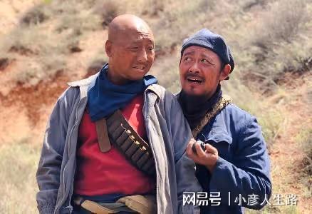 《崑崙神宮》寡淡的人情味:阿東被活活咬死,鐵三角無視阿克單挑