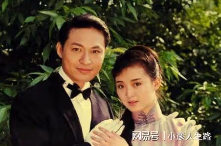 馬景濤離婚五年被曝疑復婚!相差21歲狀態差距大,大兒子滿身肌肉