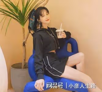 馬景濤離婚五年被曝疑復婚!相差21歲狀態差距大,大兒子滿身肌肉