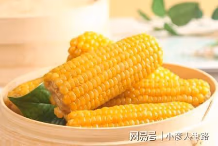 辛巴再剛董宇輝:拿出2塊錢收玉米的證據,不要給粉絲洗腦