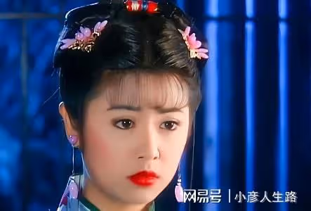 女星顏值有多百變？乍看甜妹臉，細看又顯老又顯嫩
