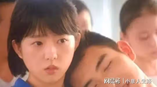 女星顏值有多百變?乍看甜妹臉,細看又顯老又顯嫩