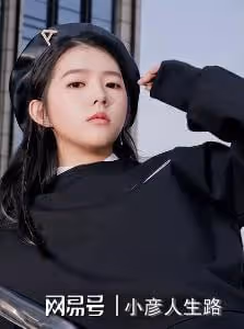 女星顏值有多百變?乍看甜妹臉,細看又顯老又顯嫩