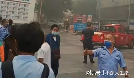 九江三院走水,杜粉提醒杜新枝看作業本,網友:不按劇本來?