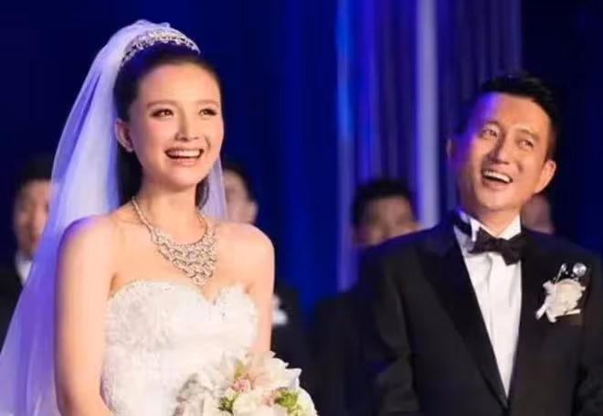 網曝演員孫茜遭家暴!疑孕期被打小腿青紫,曾與富豪老公頻秀恩愛